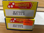 Roundhouse 36' Box Cars (2) Rtr Chicago Northwestern. Fixed Price $21.00.