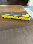 Life Like Ho E9 Union Pacific #949 Up Yellow Green Tested. Fixed Price $119.00.