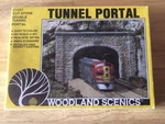 Woodland Scenics Cut Stone Double Track Train Set Tunnel Portal Kit C1257. Fixed Price $24.00.