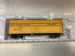 Atlas #20 006 147 Ho Scale Fruit Growers Express 40' Plug Door Box RD.#80751. Fixed Price $24.95.