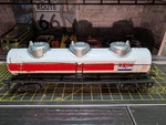 Bachmann Ho Scale 73649 Triple Dome Tank Car Exxon. Fixed Price $6.00.