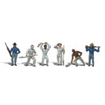 Woodland Scenics Ho Scale Chain Gang. Fixed Price $14.25.