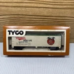 Ho Scale Tyco 370-B: Miller High Life Beer Old-time Reefer Box Car. Fixed Price $10.00.