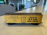 Ho Scale Life-like 8505 Reefer Car Armour's Star 37160. Fixed Price $7.25.
