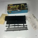 Athearn Ho 50' Undecorated Express Reefer #5330 Kit.. Fixed Price $9.00.