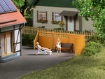 Privacy Fence With Posts 440MM Ho Gauge Auhagen 41648. Fixed Price $35.90.