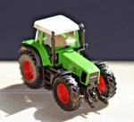 #wiking H0 3790129 Fendt Favorite 926 Green Tractor. Fixed Price $12.71.
