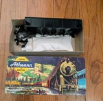 Athearn Scale Bay Hopper Car Undecorated Kit 1749. Fixed Price $6.00.