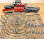1940S Louis Marx Electric Metal Train Set Gauge Tin Litho Track Transformer. Fixed Price $680.99.
