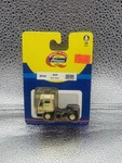 Athearn Ho Scale Yard Tractor White 1:87 29102. Fixed Price $42.99.