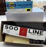 Athearn 1335 Ho Soo Line # 177878 50 Plug Door Box Car Nib. Fixed Price $21.00.