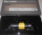 Walthers Proto Ho 40' Trinity 135343 14000G Molten Sulfur Tank Car #920-100024. Fixed Price $45.99.