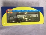 Ho Athearn 91985 Ford Tractor With Beverage Trailer Beverwyck Ale. Fixed Price $19.99.