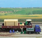 Freight Goods Ho/oo Gauge Busch 1132. Fixed Price $30.57.