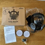 Holulo Gas Mask HO-007+HO-007A1 (new Open Box). Fixed Price $70.00.
