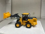Athearn Ho 1/87 John Deere 624J Front-end Loader Mow Flatcar Construction. Fixed Price $94.95.