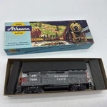 Athearn Ho Emd GP40-2 Locomotive Southern Pacific #7959 Powered Engine Train. Fixed Price $49.50.