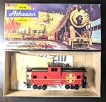 Athearn Blue Box 5367 Wide Vision Caboose Santa Fe 999831 In. Fixed Price $8.95.