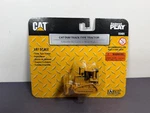 D5M Track Type Tractor 1:87 Ho Die Cast 55401 Norscot Caterpillar. Fixed Price $19.99.