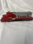Ho Scale Tyco Diesel Locomotive Santa Fe #5628 Tested Runs Great And Lights. Fixed Price $26.00.