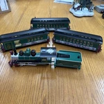 Thomas Kinkade Christmas Express Hawthorne Village 5-PIECE Train Set Scale. Fixed Price $69.96.
